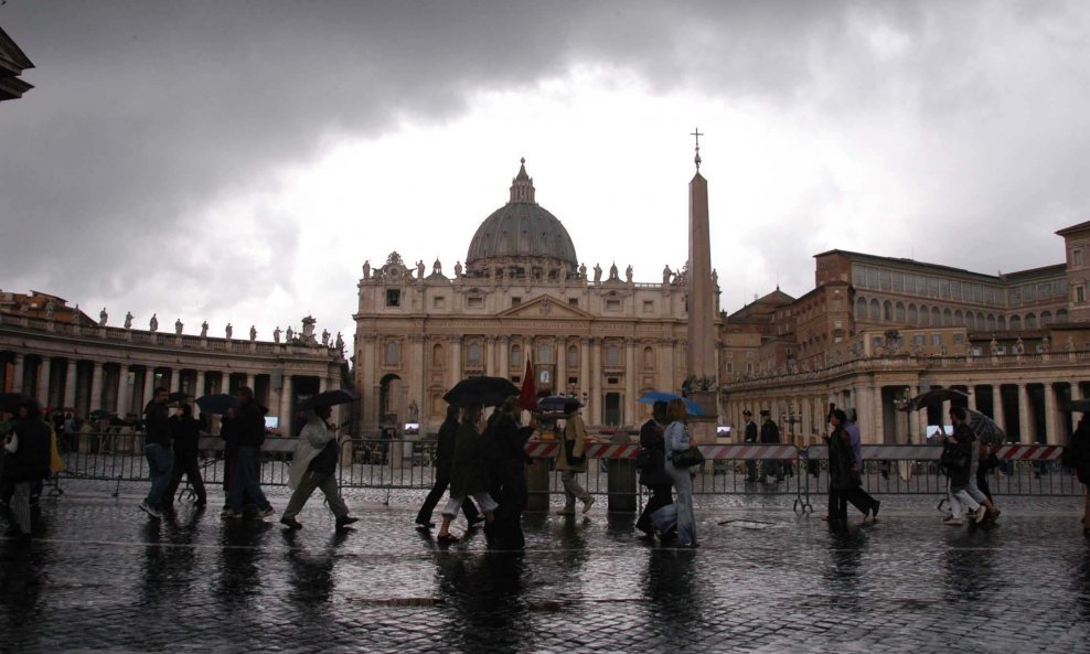 Vatikan pokušava povećati financijsku transparentnost.