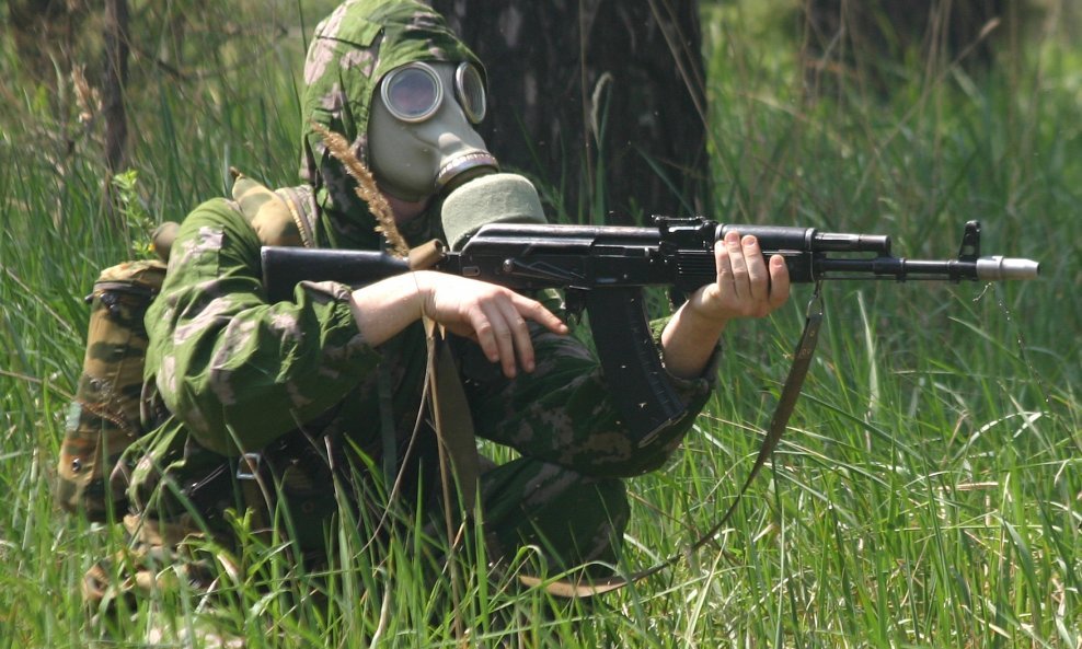 kemijsko oružje gas maska