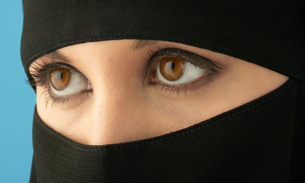 islam žena muslimanka