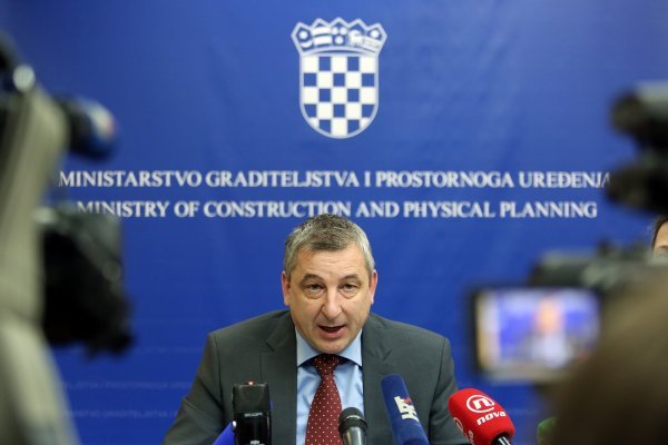 Ministar graditeljstva Predrag Štromar