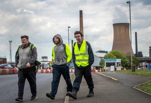 Radnici odlaze iz tvornice British Steela u Scunthorpeu