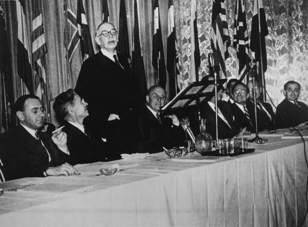 John Maynard Keynes na konferenciji u Bretton Woodsu 1944. godine