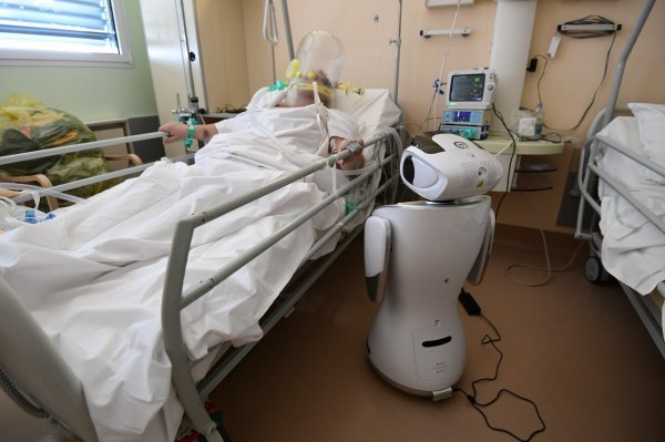 Jedan od šest robota u bolnici u talijanskom gradu Vareseu