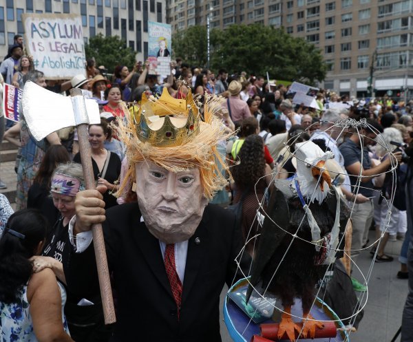 Javni bunt protiv Trumpa i postupaka imigracijske službe u New Yorku 2018. 
