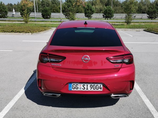 Opel Insignia Grand Sport GSi