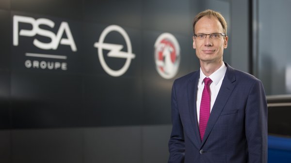 Izvršni direktor Opela Michael Lohscheller na svjetskoj premijeri Opel Mokke i Mokke-e