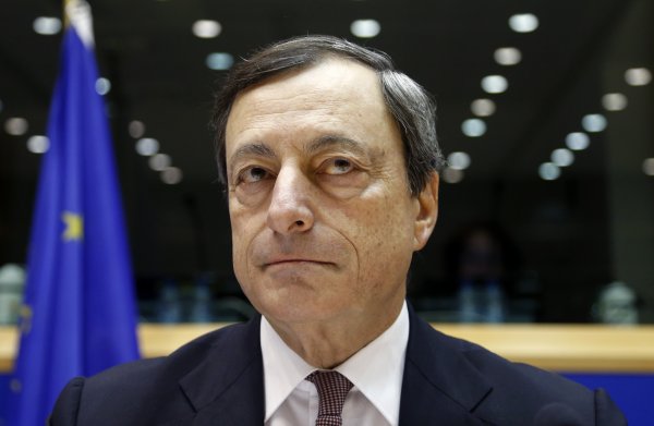 Šef ECB-a Mario Draghi sigurno neće skoro odustati od svog plana Reuters