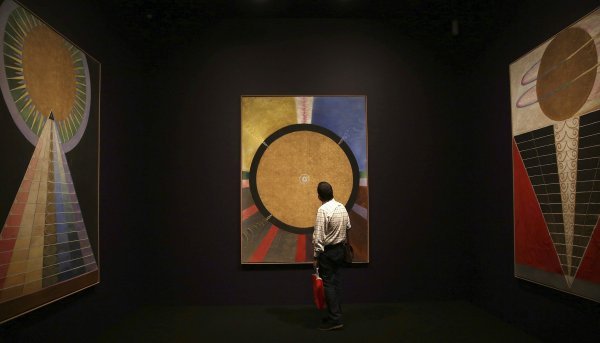 Izložba 'Hilma af Klint. Pionirka apstrakcije' u Muzeju Picasso u Malagi, u Španjolskoj 2013. 