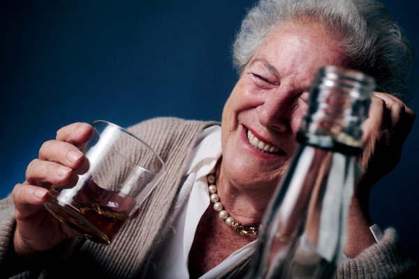 Alkohol je jedan od najjačih čimbenika rizika za sve vrste demencije