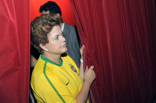 Brazilska predsjednica Dilma Rousseff opozvana je 2016. zbog kršenja proračunskih zakonskih odredbi