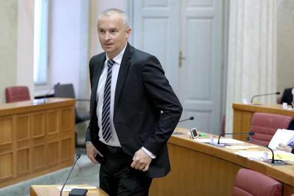 Dojučerašnji SDP-ovac Vinko Grgić sada je neovisni saborski zastupnik koji se u stranku možda i vrati nakon što afera Janaf dobije sudski epilog