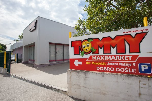 Mamić je osnovao Tommy 1992. godine