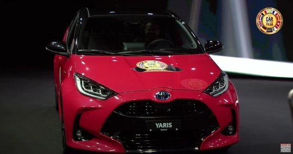 Toyota Yaris je proglašena za europski Automobil godine 2021.