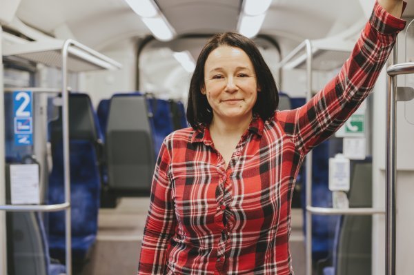 'Želim da putnici budu zadovoljni bar nečime u ovoj teškoj situaciji u kojoj imamo malo vlakova i puno radova', izjavila je