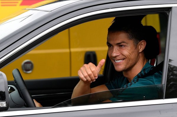 Umjesto na trening Ronaldo je posjetio Ferrari u Maranellu