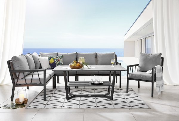 Lounge garnitura Zamora, sa stolom, 197 x 255 cm, mpc 12.999,00 (fotelja nije uključena)