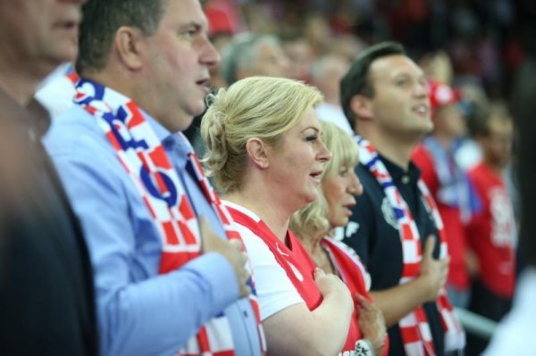 Predsjednica Kolinda Grabar Kitarović sa suprugom na EP-u u košarci Pixsell