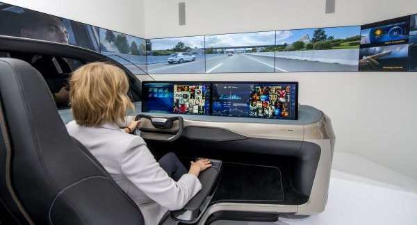 Continentlov simulator vožnje na IAA 2019.