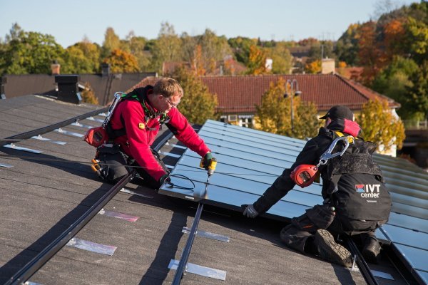 Golob vidi energetsku budućnost Slovenije u solarnoj energiji