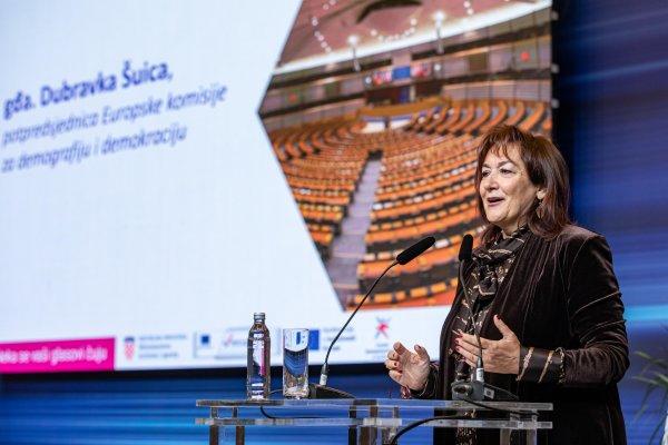 Dubravka Šuica, potpredsjednica Europske komisije za demokraciju i demografiju