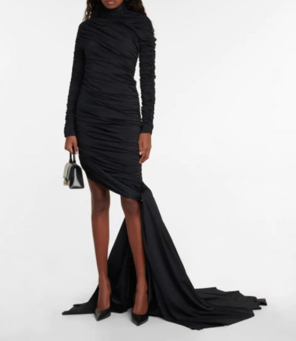 Balenciagina asimetrična haljina prodaje se po cijeni od 1900 funti