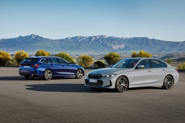 Sedma generacija BMW serije 3 je bila predstavljena 2018. na autosalonu u Parizu, a sada je u obje verzije; limuzina i Touring doživjela svoje osvježenje