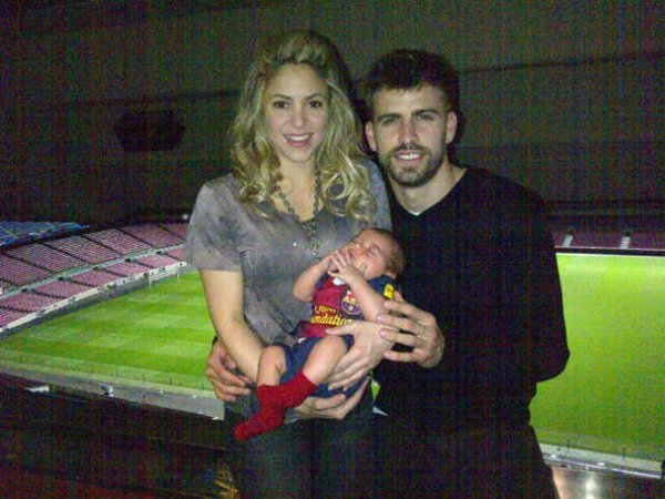 Shakira i Gerard Pique s prvim sinom Milanom