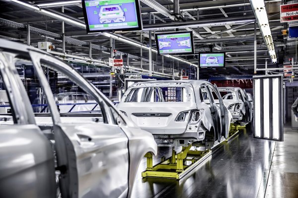 Mercedes će 2025. godine umiroviti A- i B-klasu: proizvodna linija u tvornici Rastatt