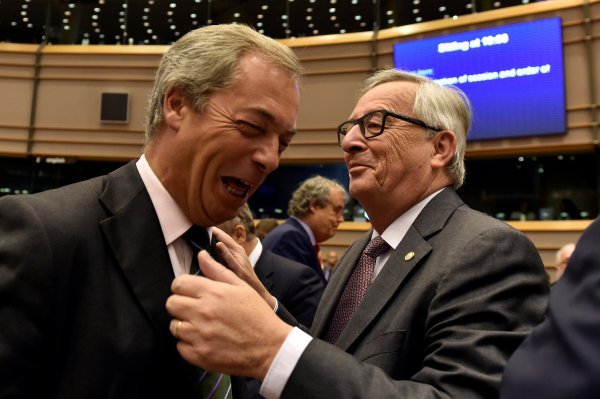 Nigel Farage i Jean-Claude Juncker Autor:Eric Vidal, Izvor:Reuters