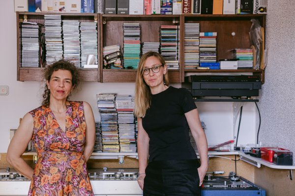 Ljubica Letinić i Lana Deban: 'Naš jezik, ma koliko mali, zaslužuje pristojnu biblioteku audio knjiga. Zato smo oformile book&zvook'