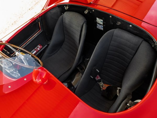 Ferrari 410 Sport Spider by Scaglietti iz 1955. prodan je na aukciji za 22.005.000 dolara