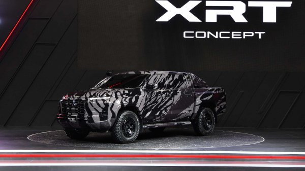 Mitsubishi pokazao XRT Concept