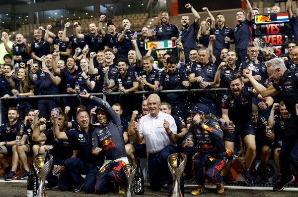 Pobjednička momčad Red Bulla 2022. je prošla 'samo' s novčanom kaznom