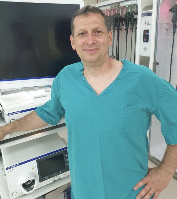 Gastroenterolog Vladimir Borzan