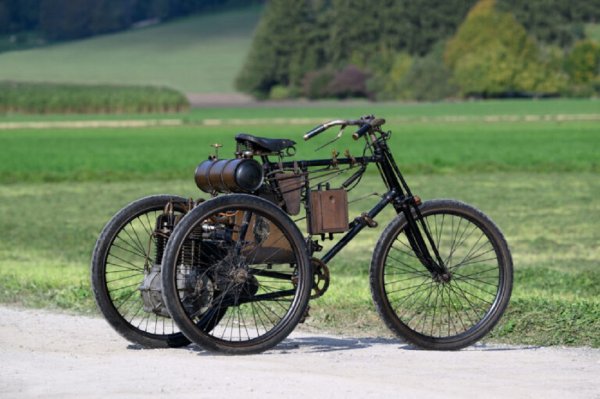 Prinetti & Stucchi tricikl iz 1897.