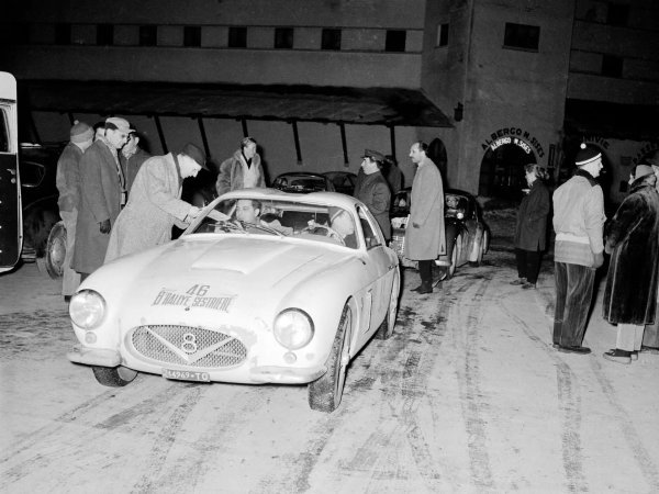 Šasija 106.00026 na Rallye Sestriere 1957.