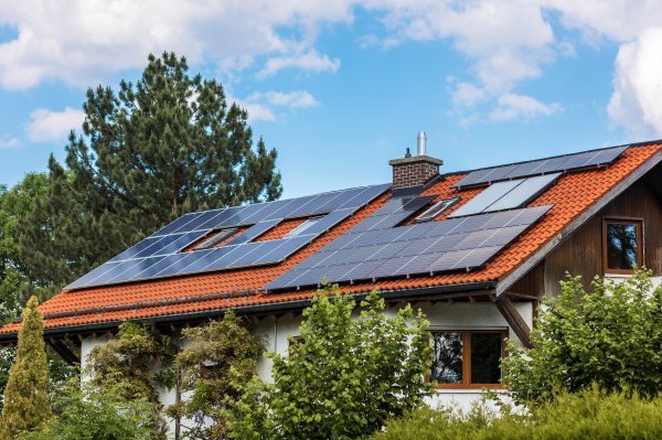 Solarni paneli na kući