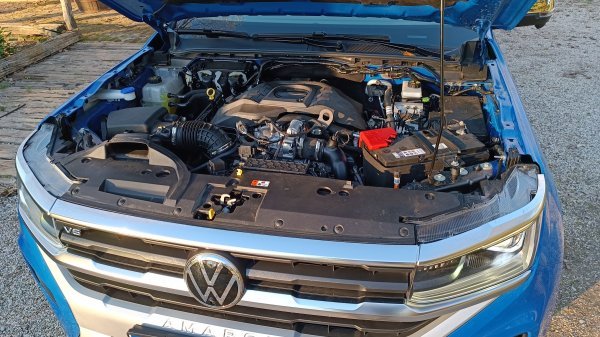 Volkswagen Amarok Aventura 3.0 TDI AUT. 4MOTION