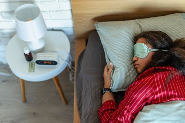 Položaj spavanje u velikoj mjeri utječe na pojavu bora na licu