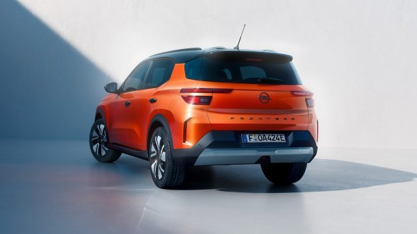 Opel pokazao prve slike nove Frontere