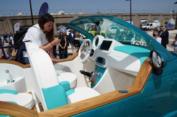 'Car 500 Off-Shore' je brodica inspirirana Fiatom 500