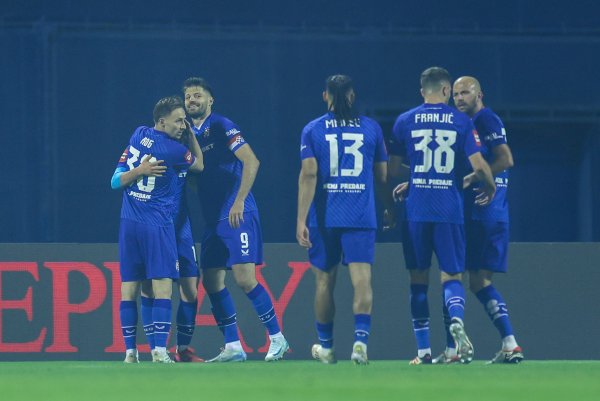 Dinamo je u utrci za naslov, ali sada mora navijati za Hajduk
