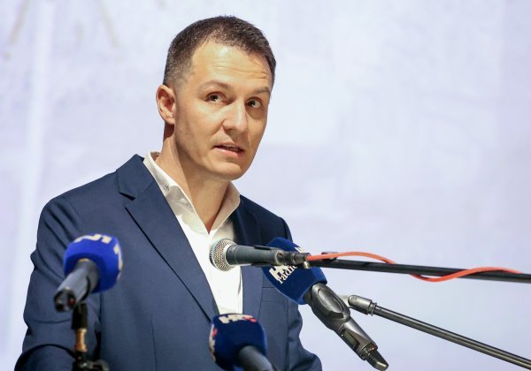Paunović: 'Predstoji nam ozbiljan rad na jačanju terena i stranačkih politika'