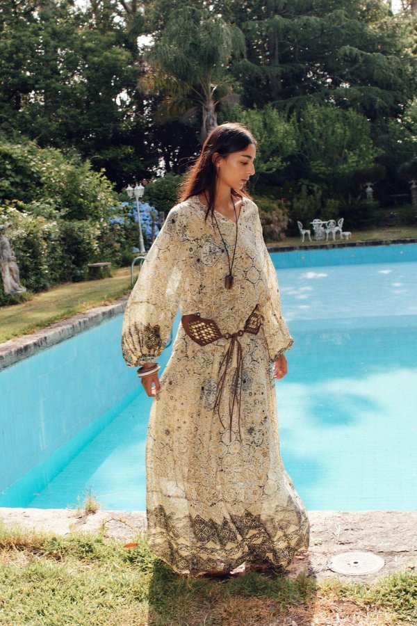 Zara je nadmašila samu sebe: Boho stil je opet 'in', a ljepšu suknju i bluzu teško je naći