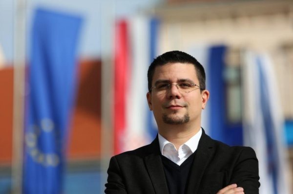 SDP-ov Domagoj Hajduković jedno je vrijeme vodio gradsku tvrtku Osječki sajam