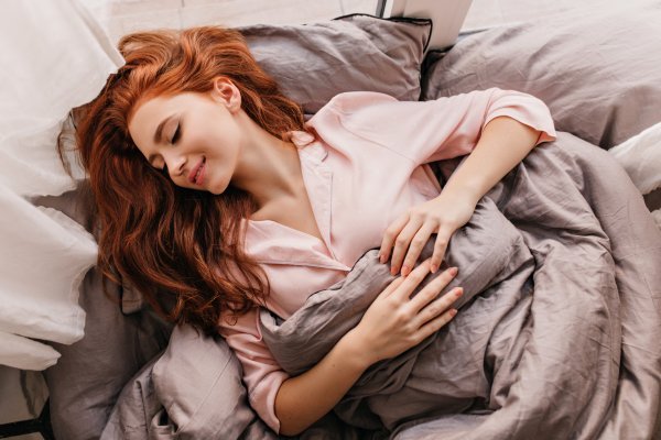Čudo u bočici ili marketinški trik: Može li magnezij doista pomoći da spavate bolje