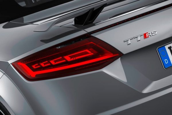 Audi Matrix OLED stvara 3D efekt na stražnjem rasvjetnom sklopu Audi AG