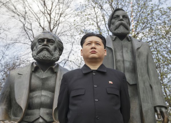 Marx, Engels i Kim Jong-un u Berlinu