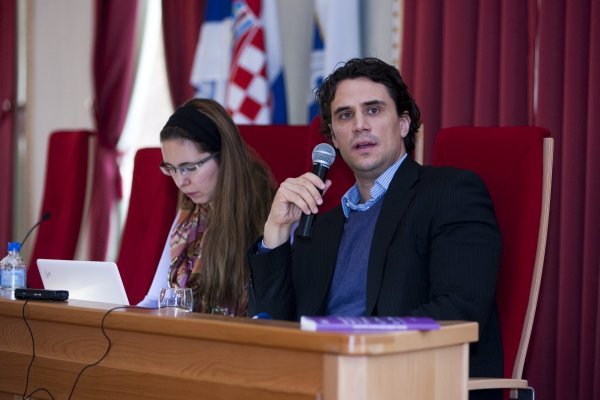 Krševan Antun Dujmović s Instituta za razvoj i međunarodne odnose