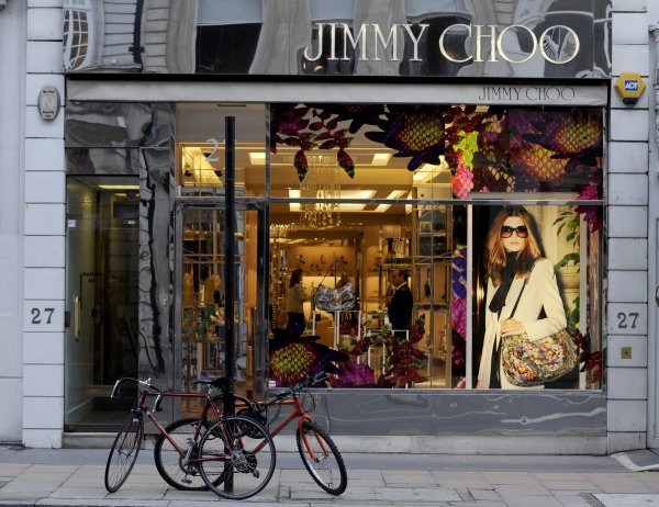 Jimmy Choo ima oko 150 trgovina diljem svijeta
